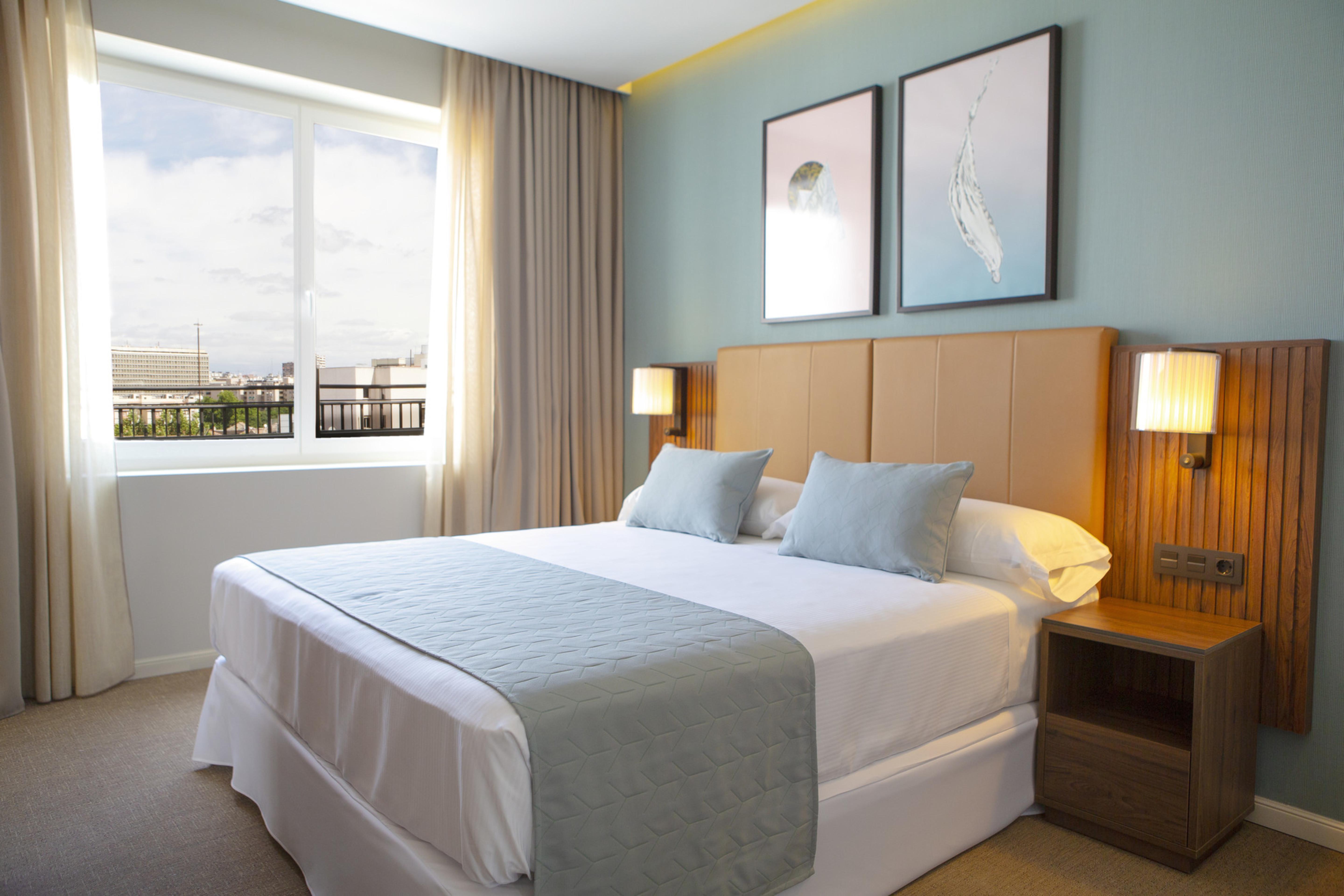 Riu Plaza Espana Мадрид Екстериор снимка