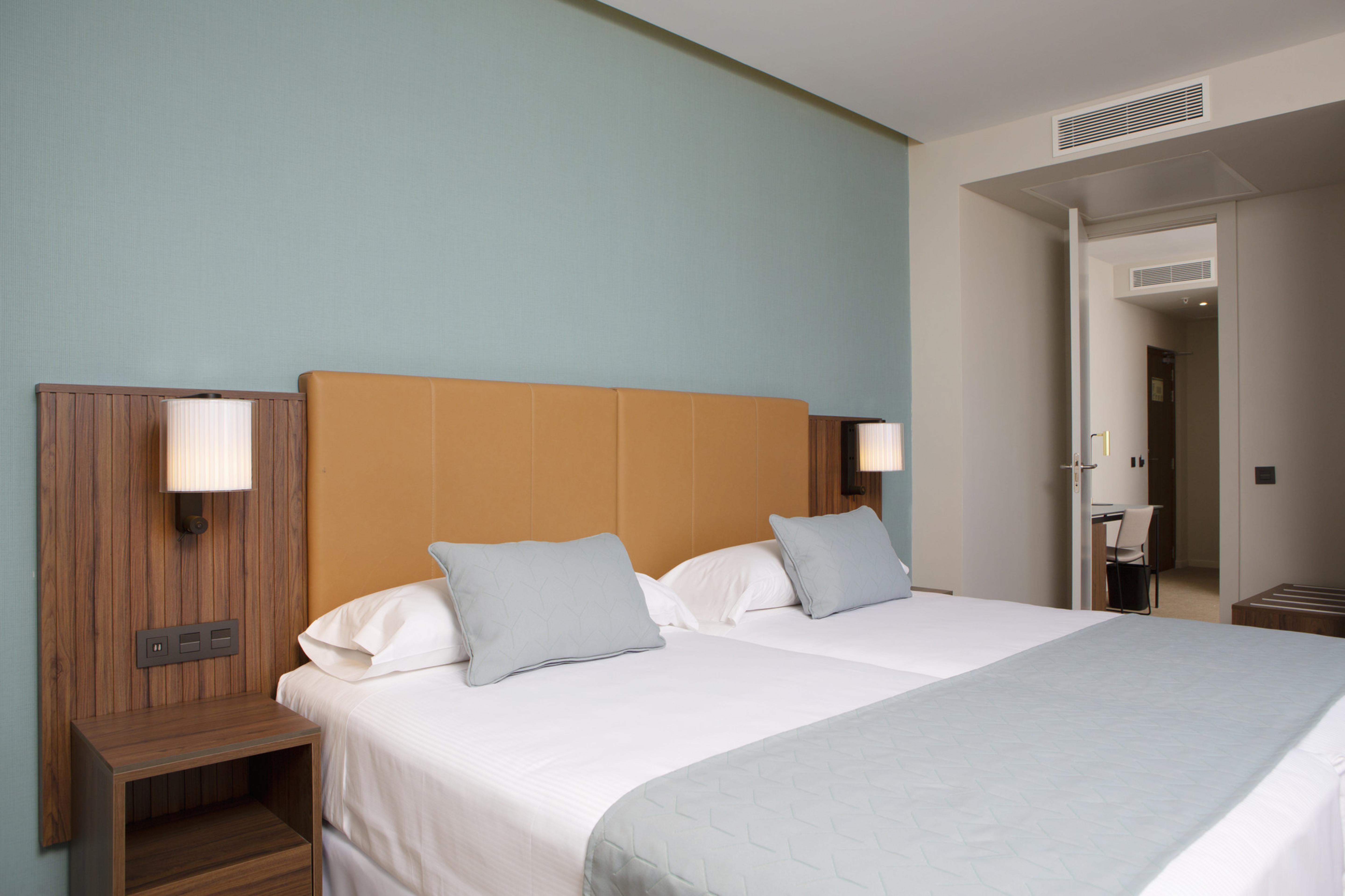 Riu Plaza Espana Мадрид Екстериор снимка